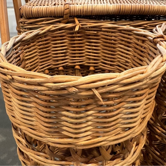 Vintage MCM Wicker Picnic Basket With Beverage Wine bottle holder - Picture 4 of 16